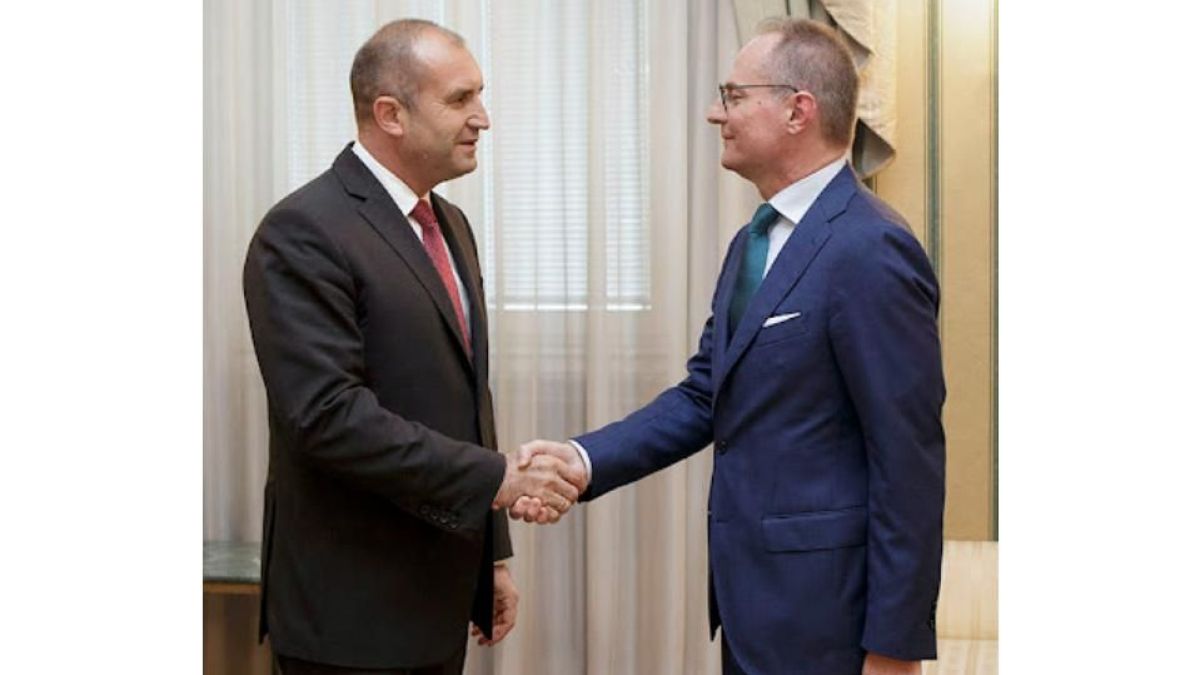 Лозан Панов – “дясната патерица” на кандидата за президент Румен Радев