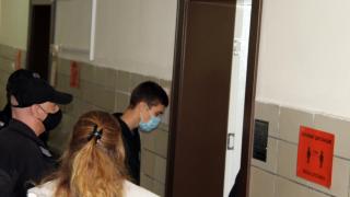 Ето го 18-г. дрифтаджия, виновен за ужаса с 3 млади жени в Стара Загора СНИМКА