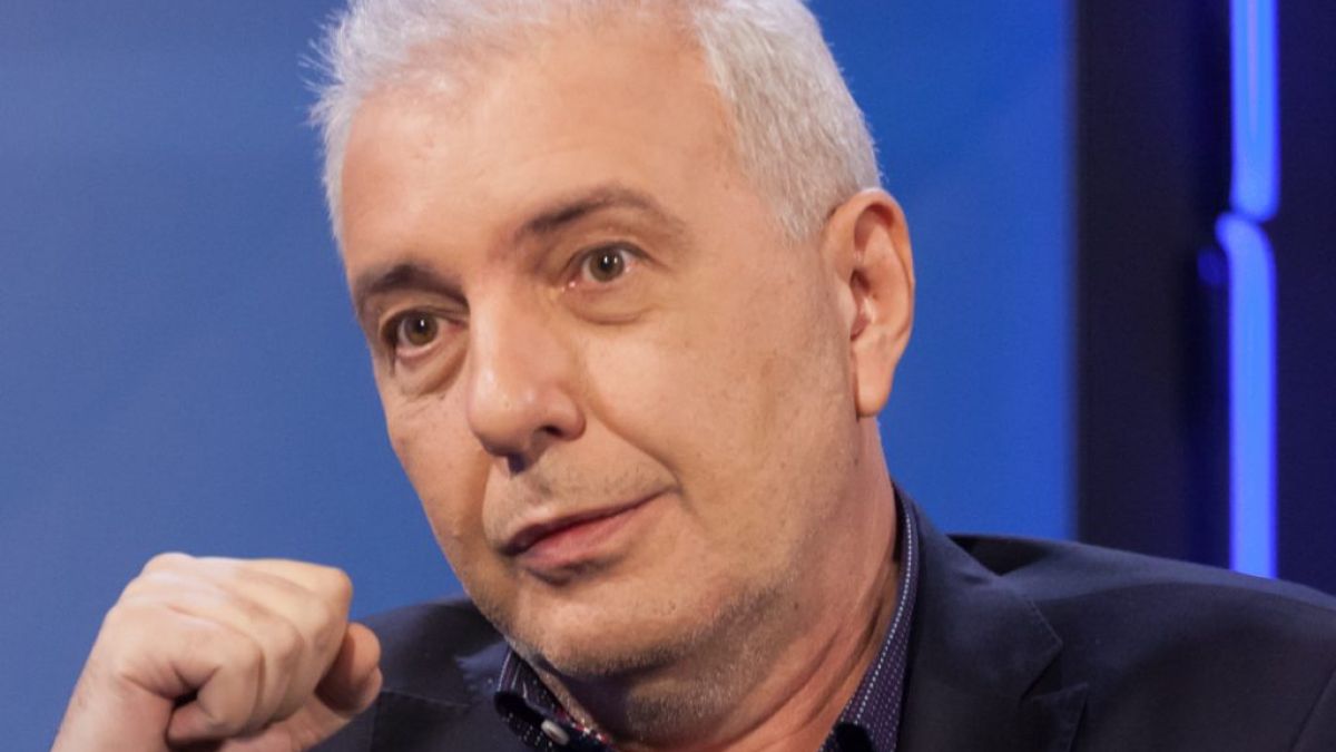 Димитър Недков: Доживяхме - дяволски прочит на Конституцията