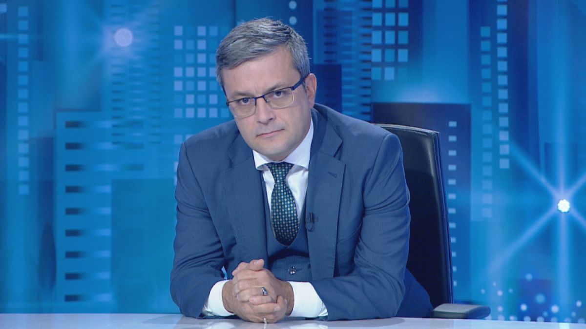 Тома Биков: Държавата потъва като "Вера Су", иде тежка зима