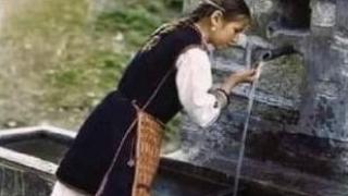 През 1940 г. американец спира красива българка и я снимка, последвалото е уникално