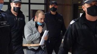 Смразяваща версия! Жените не харесвали Илия, а той убил родителите си, защото...