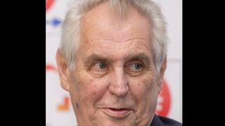 Президентът на Чехия по спешност в болница ВИДЕО