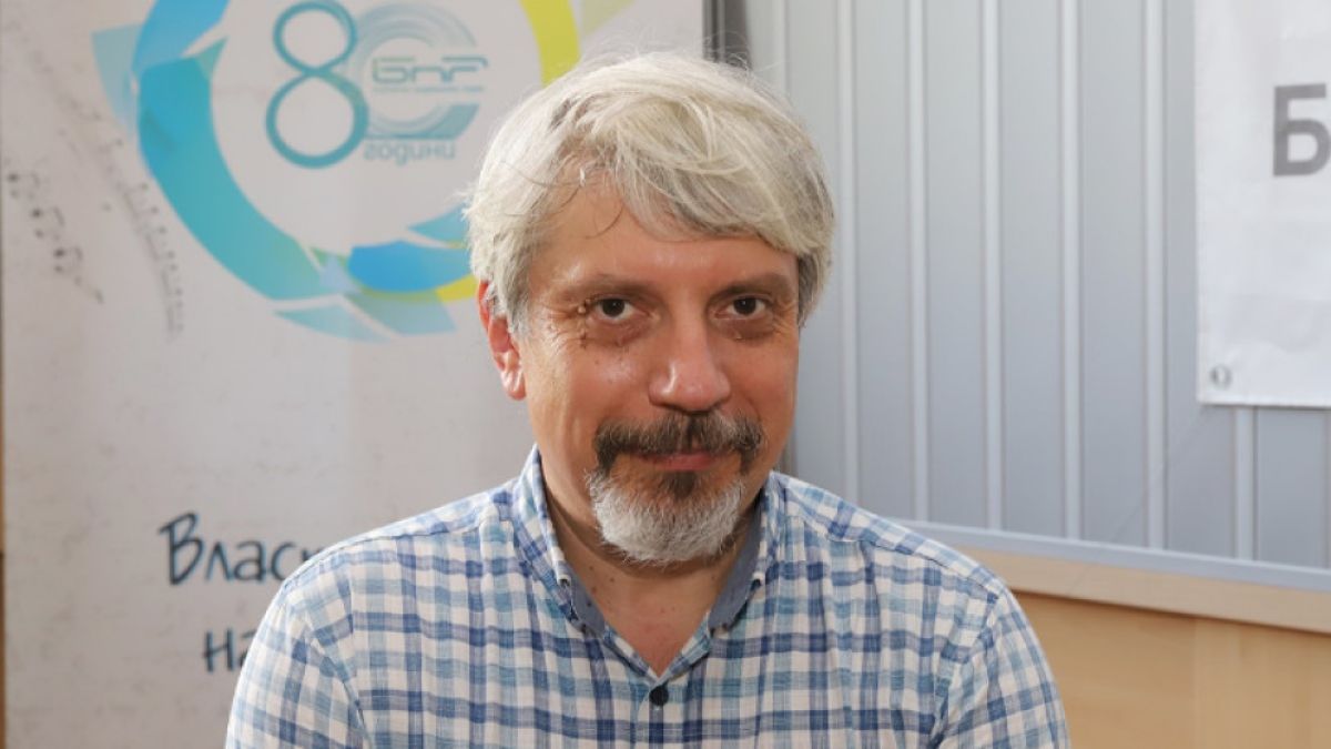 Проф. Витанов обяви най-вероятния сценарии след 15 октомври - локални локдауни на тези места
