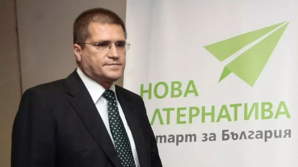 Служебният премиер взима главите на всички директори в... 