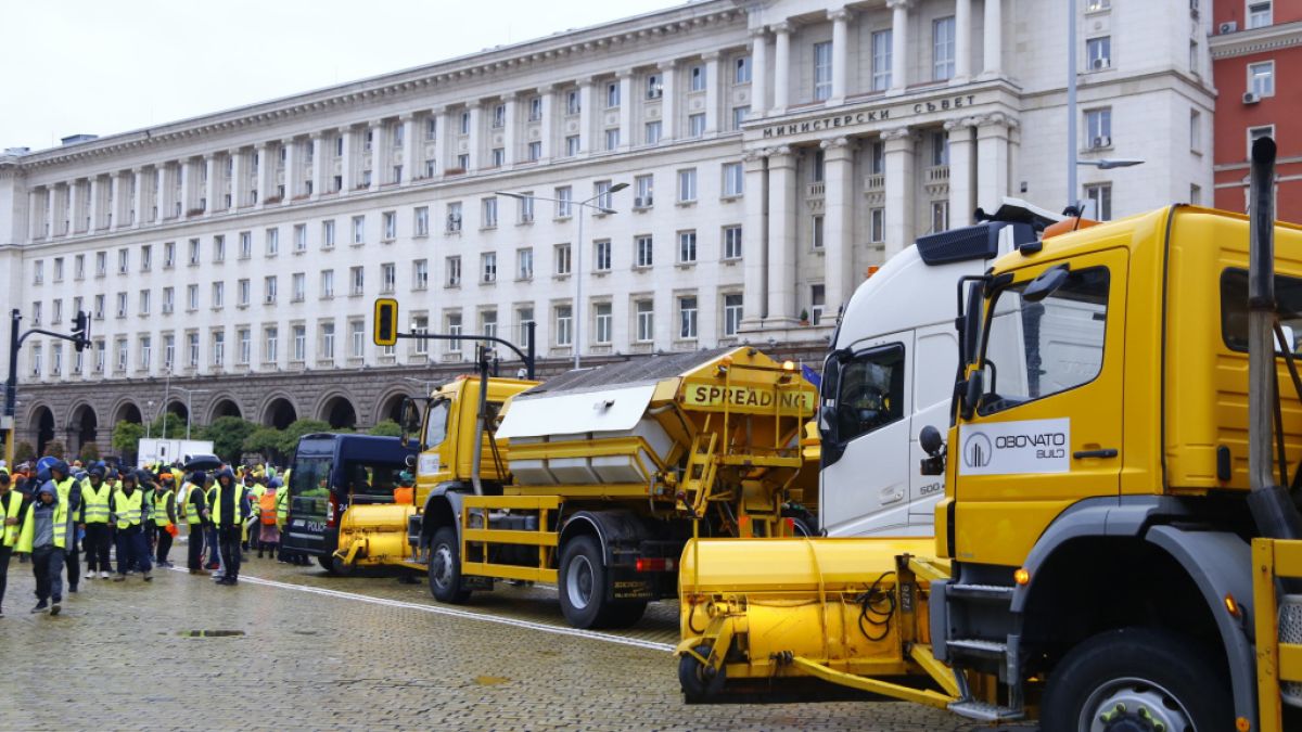 Репресия! Рашковата полиция привиква на разпити шофьорите участвали в протеста на пътищарите