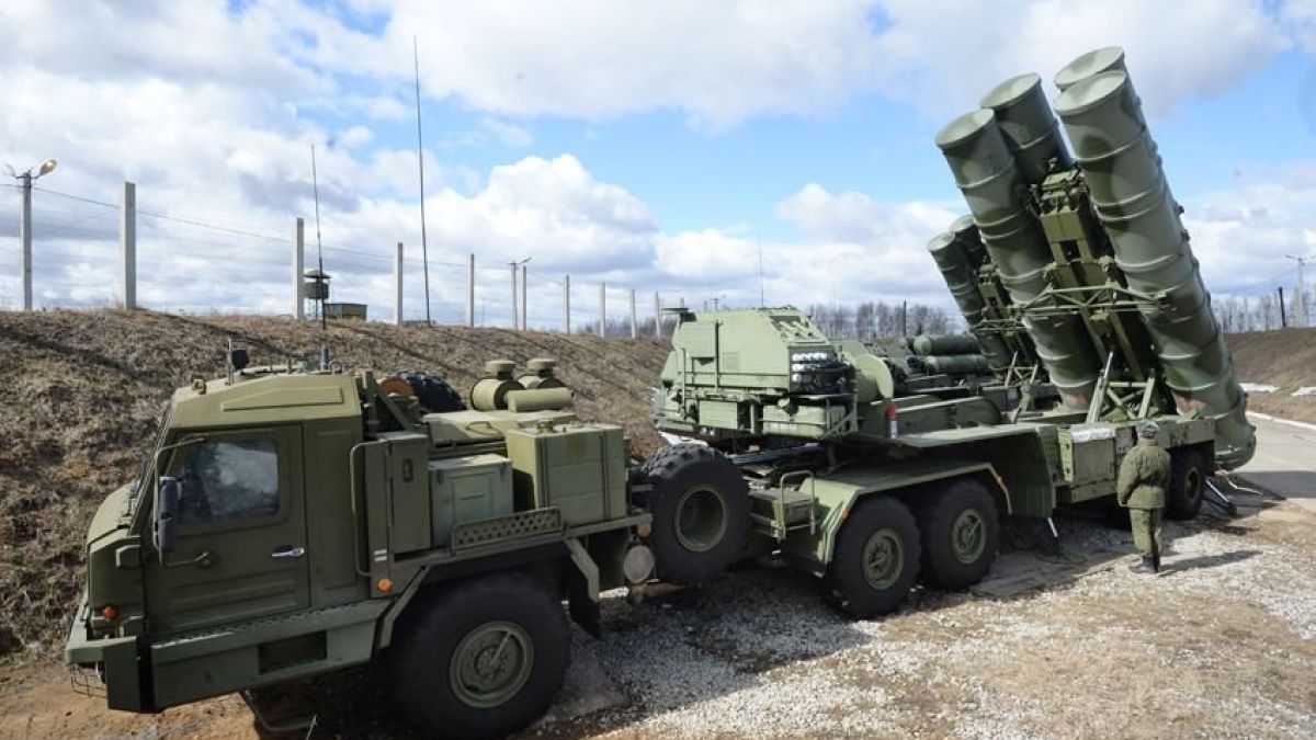 Русия разположи първите С-500 да пазят небето над Москва
