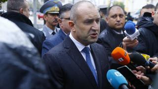 Радев прехвърли на ЕС отговорността за защитата на гражданите и бизнеса от високите цени на тока