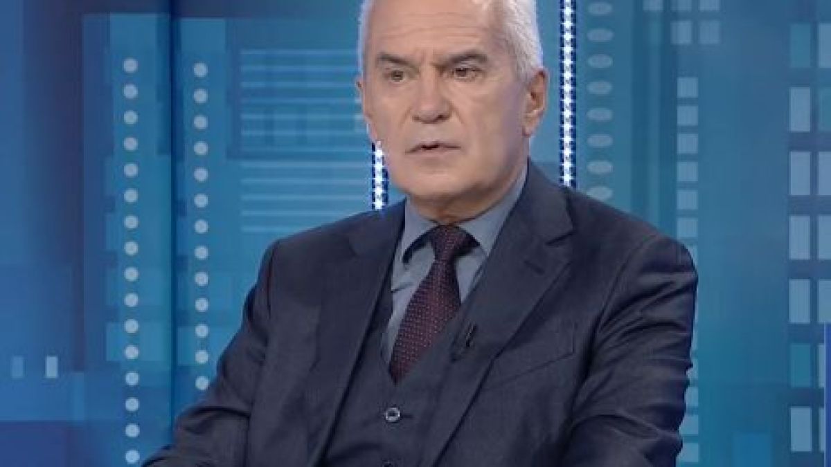 Водещият на „Панорама“ се видя в чудо от сеира, спретнат от гостите в студиото му СНИМКИ