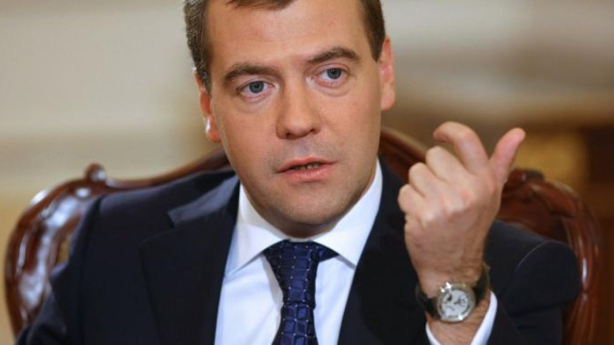 Медведев с разтърсващи думи за властта в Украйна