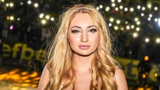 Метъл предложи брак на фолкпевица, а майка й викна охраната 