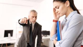 Санкции: Дупе да е яко на работодателя, ако ви уволни незаконно 