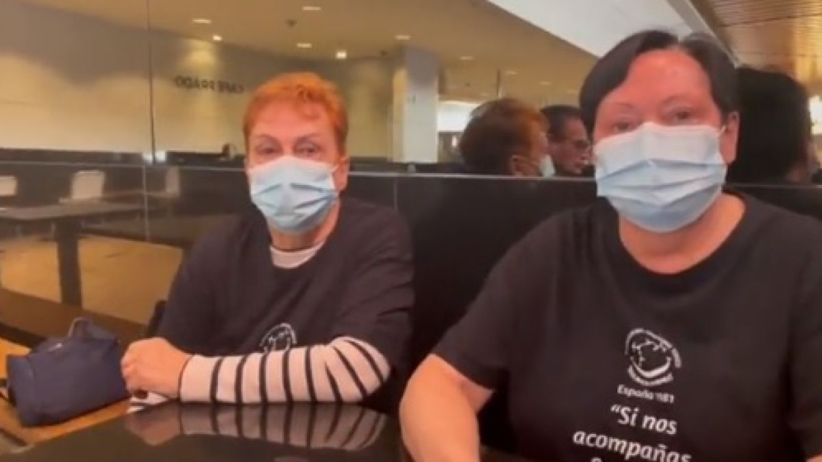 Протестиращи се барикадираха в музей и заплашиха да се самоубият ВИДЕО