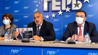 Борисов бесен на Кацаров: На него му звънят за легла, а на мен за парцели в гробищата ВИДЕО