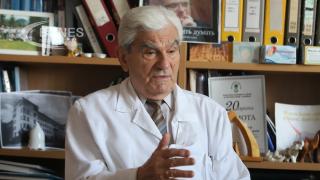 Акад. Петрунов настоява за още по-жестоки мерки срещу неимунизираните и антиваксърите 