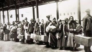 Драмата на една българка от началото на 20 в. и американската мечта СНИМКИ