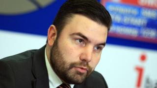 Аркади Шарков алармира: Стимулите за лечение на Covid са спестени от бюджета за болнична помощ
