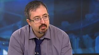 Математикът Томов: Не само сертификати, а пълен локдаун още сега, тези данни го доказват!