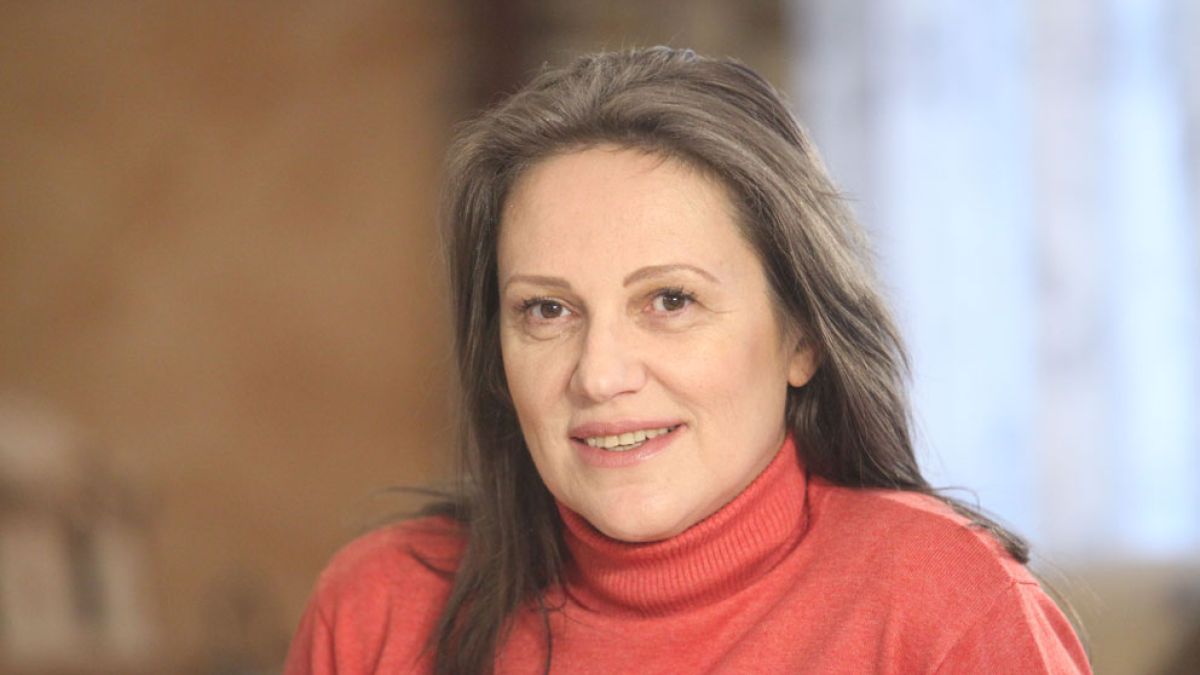 Шефка от инициативния комитет на Радев потресена от бедността на хората при управлението му 
