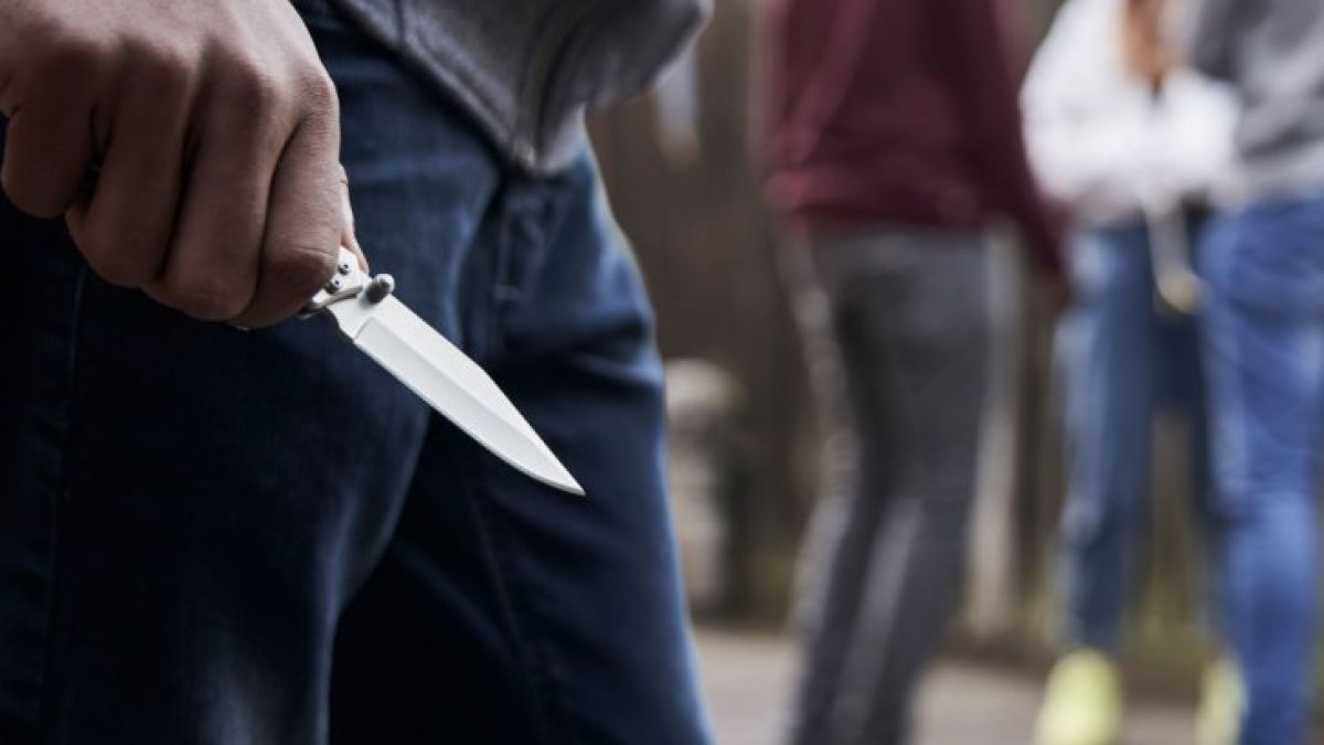 Ужас: Тийнейджъри заклаха свой съученик заради секс СНИМКИ