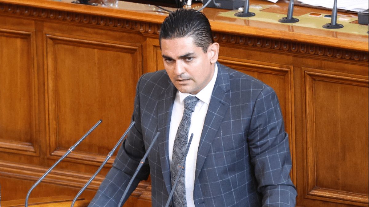 От ИТН изригнаха: Кирил Петков не е бил министър