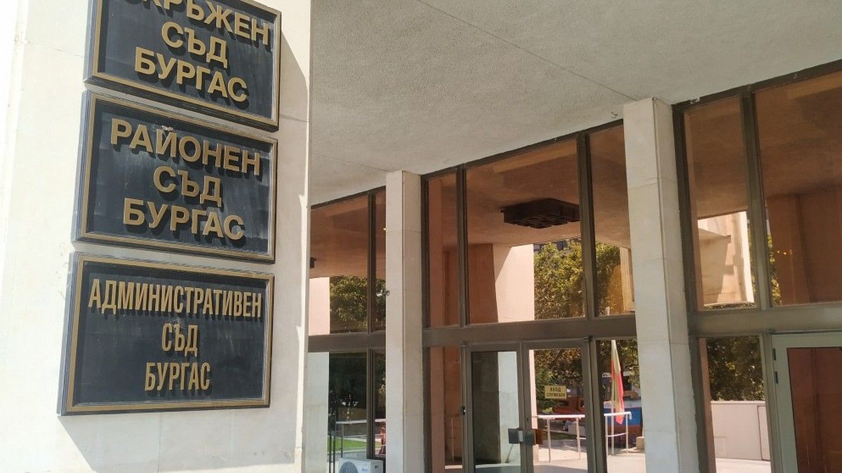 Латино драма в Бургас: Седмокласничка се закани - или сватба с любимия, или смърт 