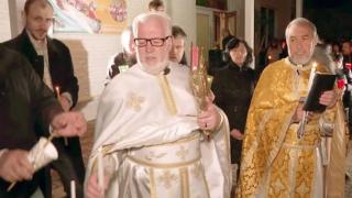 Погребват отец Грую в двора на храма “Св. София” в Чикаго СНИМКИ