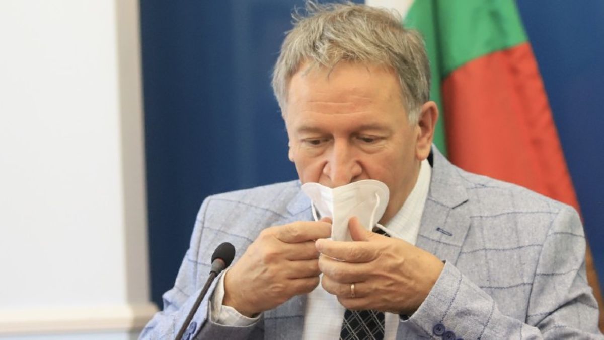 Проф. Асен Балтов: Кацаров позори България и нагло лъже посланиците от ЕС