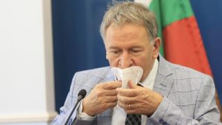 Проф. Асен Балтов: Кацаров позори България и нагло лъже посланиците от ЕС