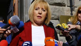 Манолова проговори за новата партия и договорили ли са се с Янев