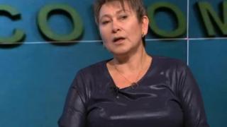 Министър Везиева очаква огромен обем искове срещу актовете на Петков