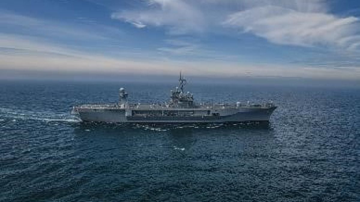Флагманът на Шести флот на САЩ навлезе в Черно море ВИДЕО