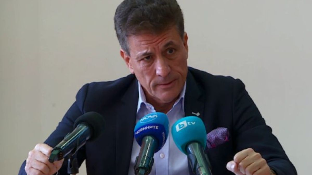 Кметът на Пазарджик след акцията: Това е политическа поръчка, няма да... ВИДЕО