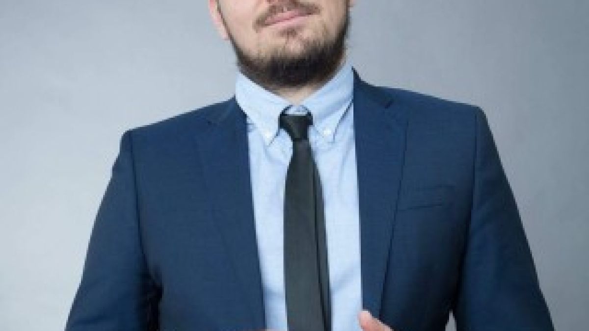Известен наш млад икономист каза защо няма да гласува за харвардците
