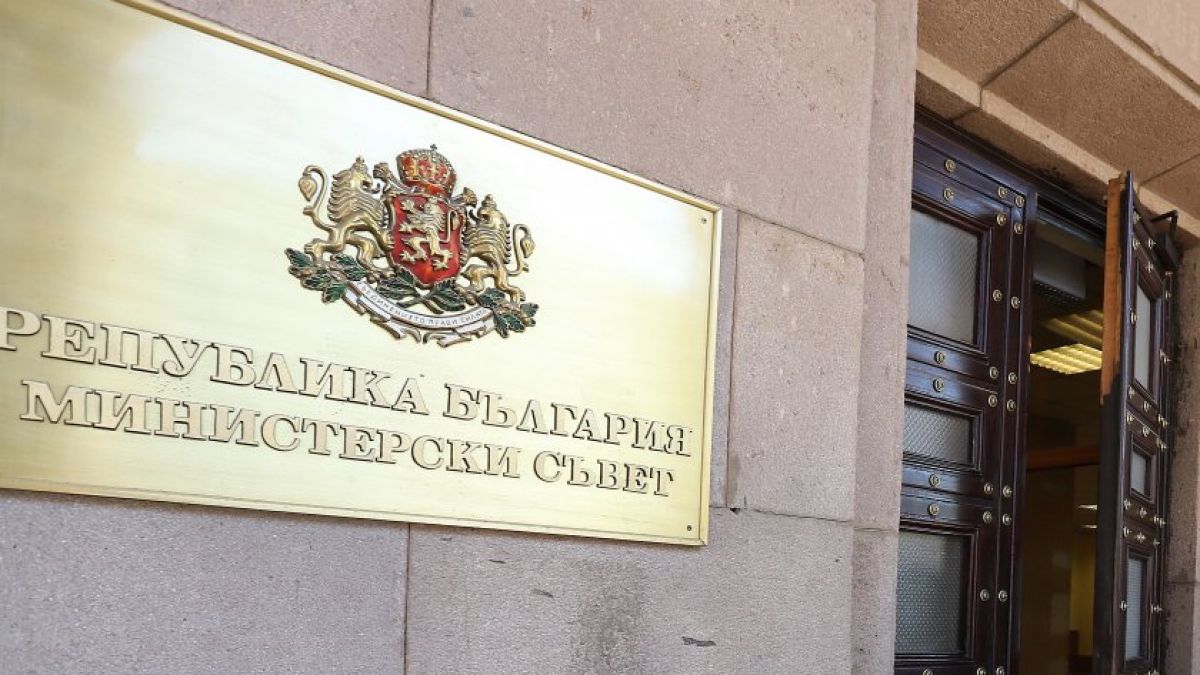 Синдикати и работодатели се скараха на срещата с вицепремиера Гълъб Донев в МС