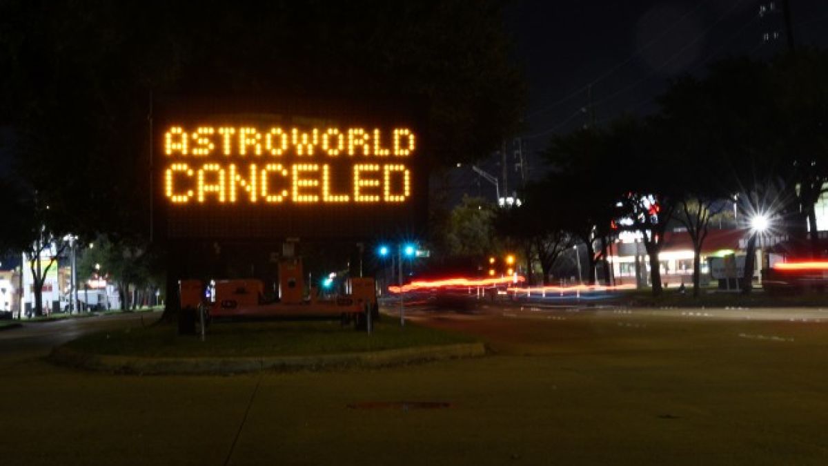 Свидетели на смъртоносния фестивал Astroworld с брутални разкази за ужаса ВИДЕО