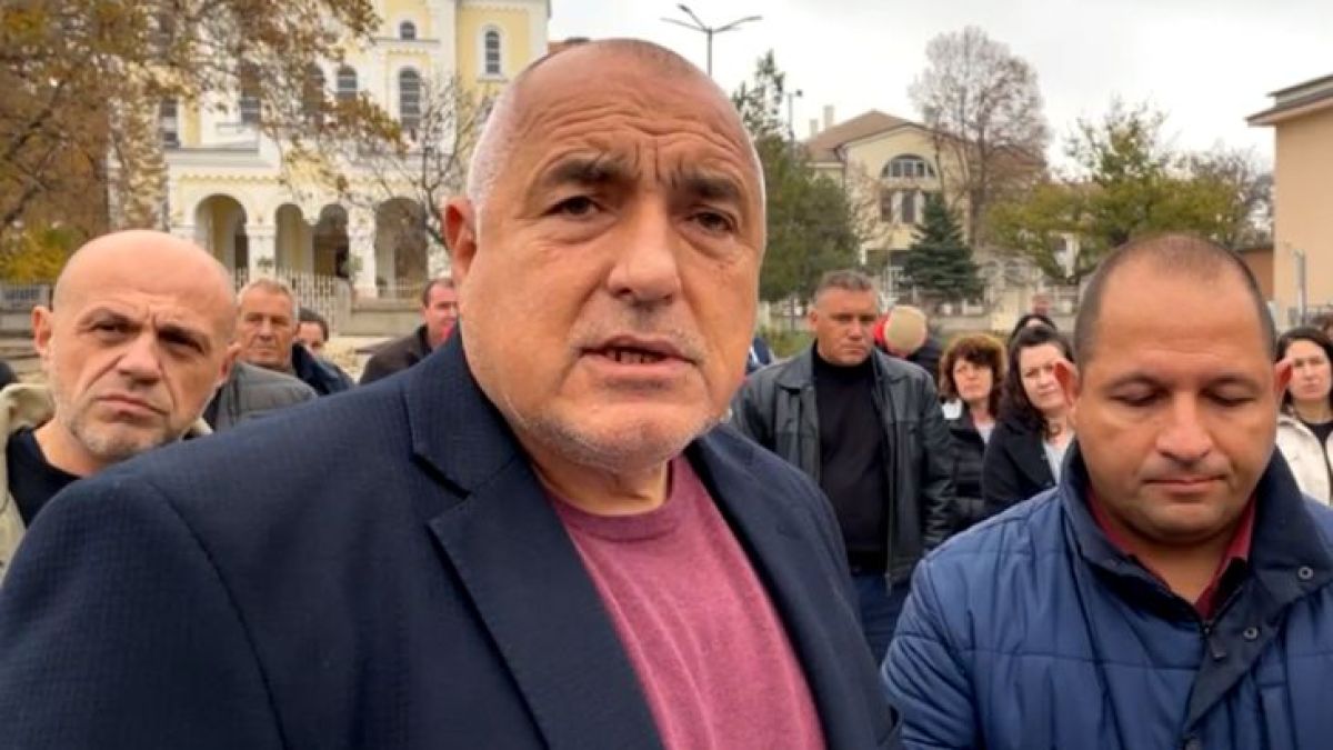 Борисов гневно разкри нова измамна схема с белите пластики на машините за гласуване