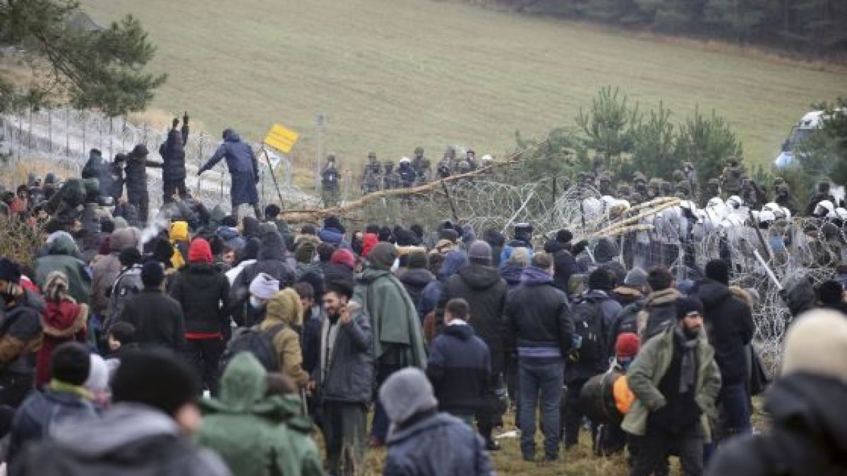 ВМРО: Настояваме Европа да подкрепи по категоричен начин Полша в битката и за защита на границите на Стария континент