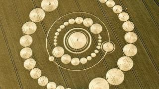 Изследователи сензационно: Не всички житни кръгове са създадени от хора!