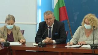 Кацаров обяви иде ли 2-седмичен тотален локдаун след броени дни ГРАФИКИ