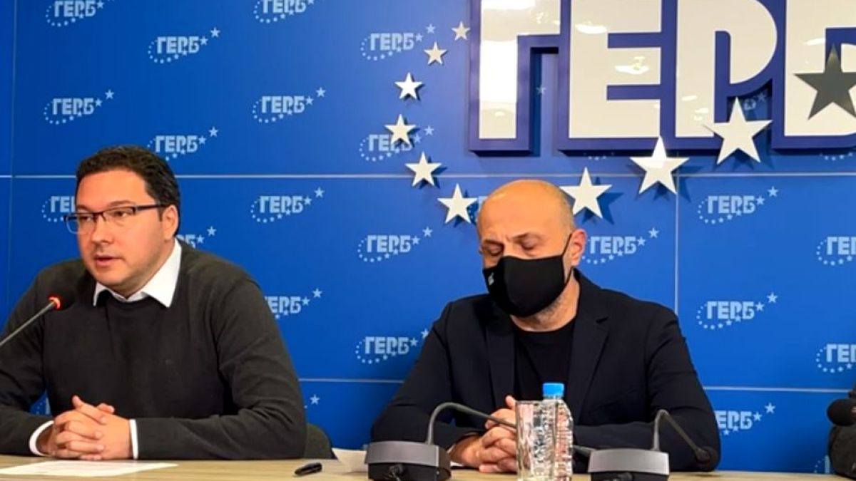 От ГЕРБ извадиха доказателства, че най-големите купувачи на гласове са Рашков и Комитова, а Радев...