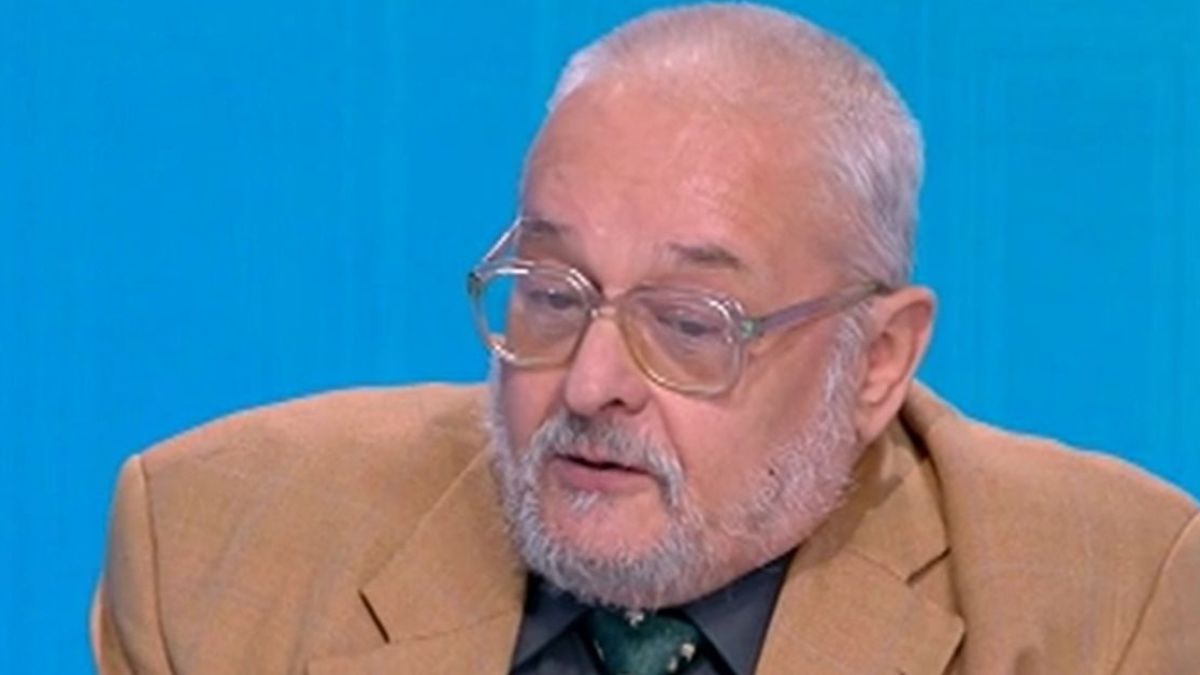 Стоилов от Обществения съвет към ЦИК със скандално съобщение за машините и вота
