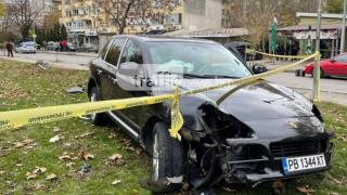 Малко преди да се метне на поршето с две девойки, дрогираният джигит Минко...