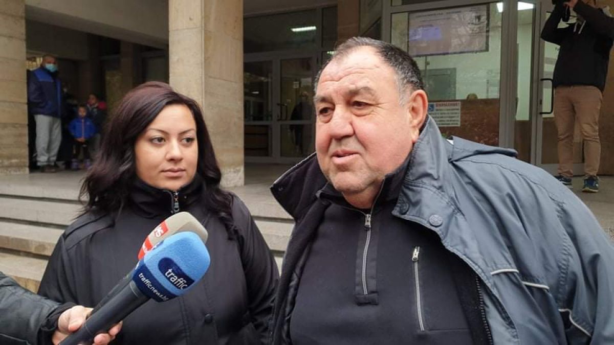 БЛИЦ TV: Пред съда в Пловдив ври и кипи заради обвинения в трафик на хора в Гърция Машора 
