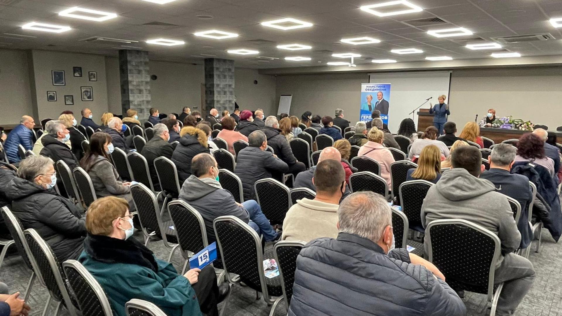 Невяна Митева: Опасно е за България цялата власт да се концентрира в ръцете само на един човек