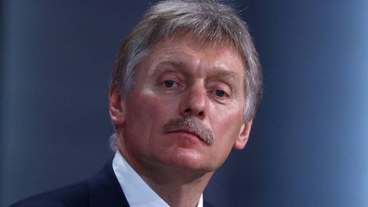 Песков очаква провокации, за да бъдат оправдани обвиненията за заплахата от руска инвазия в Украйна