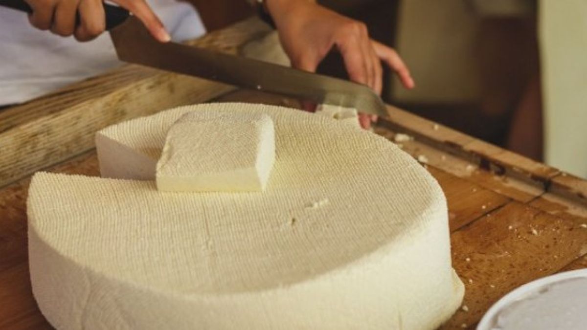 Любим продукт, който всички имаме в хладилника, поскъпна почти двойно