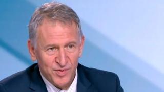 Кацаров намери странно оправдание за продължаващия COVID ужас в България