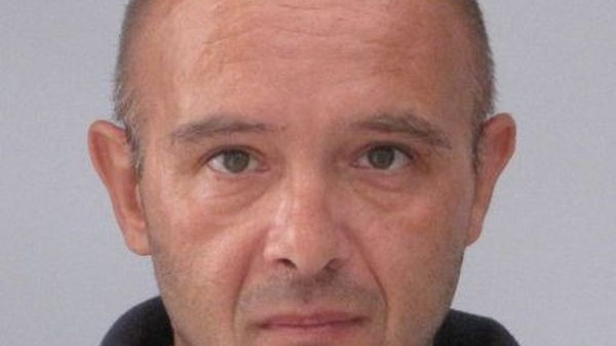 48-г. шуменец отиде до магазина и потъна вдън земя, полицията го издирва СНИМКА