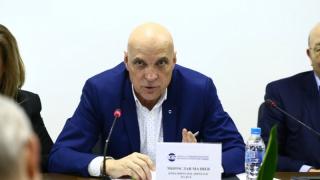 Строител на "Струма": 15 години никой не се e удрял в тази мантинела, друга е причината за катастрофата!